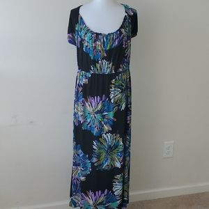 Avenue black maxi print dress size 22/24